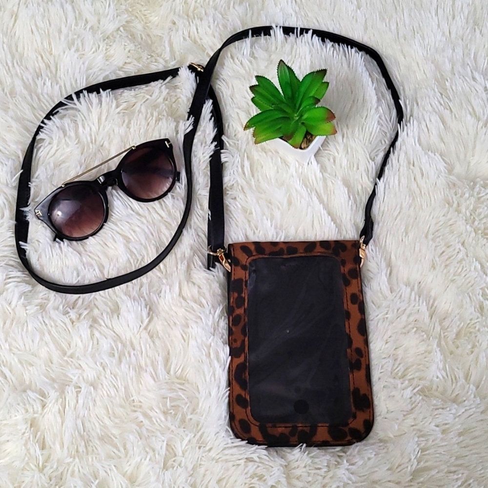 Save the Girls Touch Screen Leopard Crossbody Cellphone Purse
